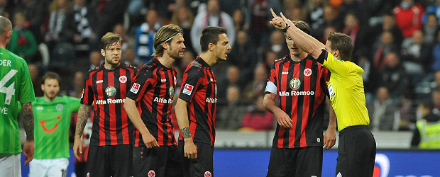 Schuld ist entweder der Schiri oder die Presse. Foto: Eberhard Krieger.