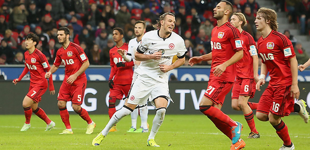 Meier trifft. Leverkusen guckt dumm. Foto: Stefan Krieger.