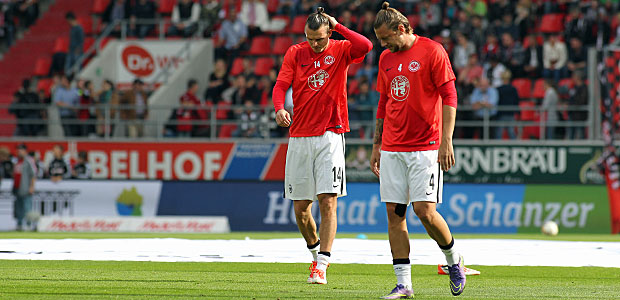 Körpersprache schon vor dem Spiel: Drei Zöpfe für ein Halleluja. Foto: Stefan Krieger.